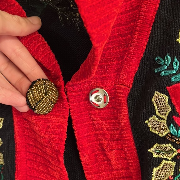 Black & Red Cardinal Vest Lisa International - Picture 5 of 6